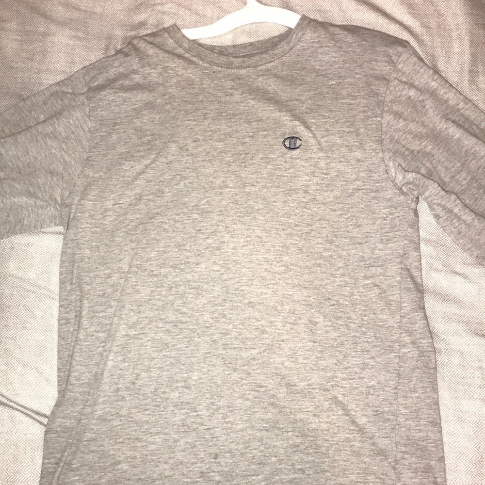 Champion grey tee